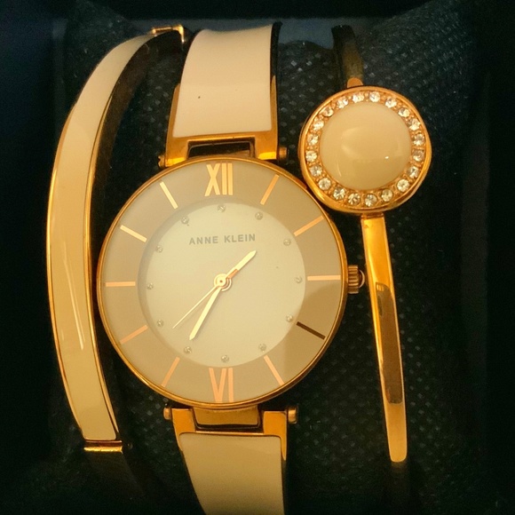 Anne Klein Watch Bangle Set